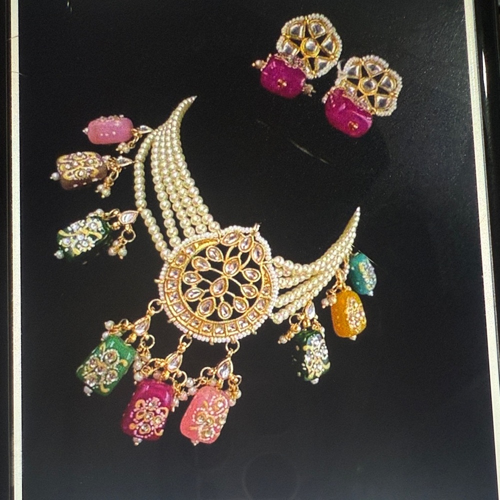 New Elegant Multicolor Beaded Necklace and Earring Set